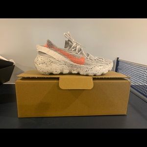 Nike Space Hippie 04